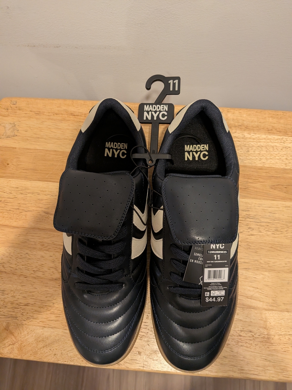 Madden NYC Men's Navy and White Trainer Sneakers